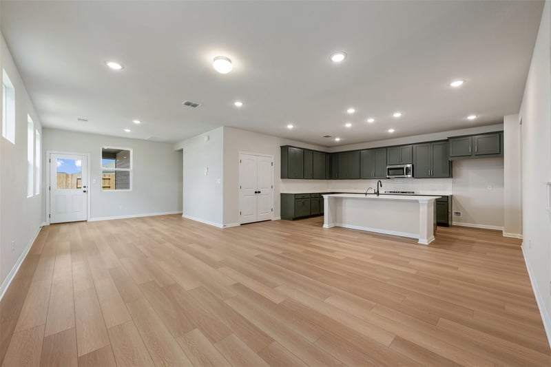 126 Crater Lake DR, Dripping Springs, TX 78620