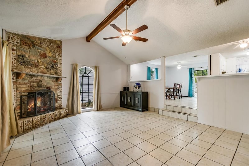 304 Lea LN, Wimberley, TX 78676