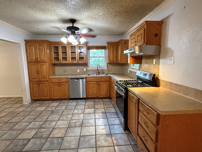 1402 Garden ST, Austin, TX 78702