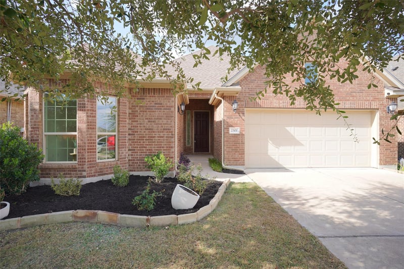 2301 Yaupon Range DR, Leander, TX 78641