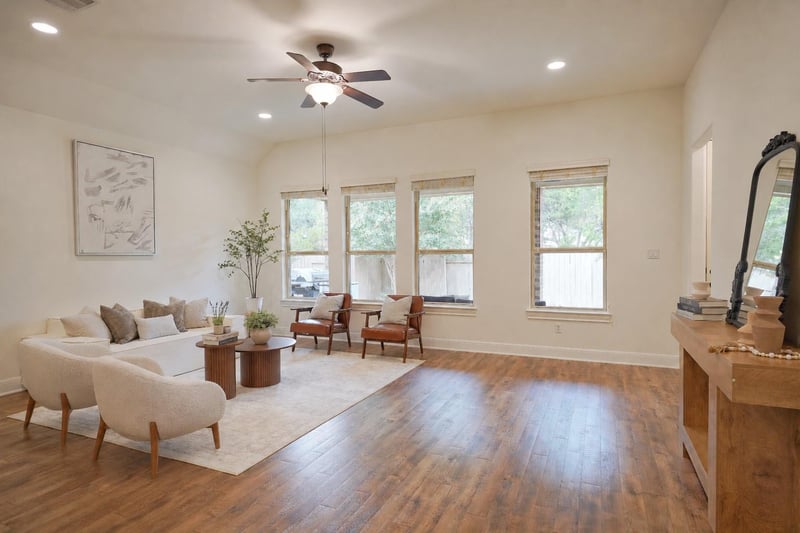2301 Yaupon Range DR, Leander, TX 78641