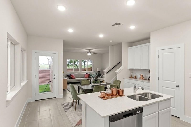 132 Whinny Way, Georgetown, TX 78626