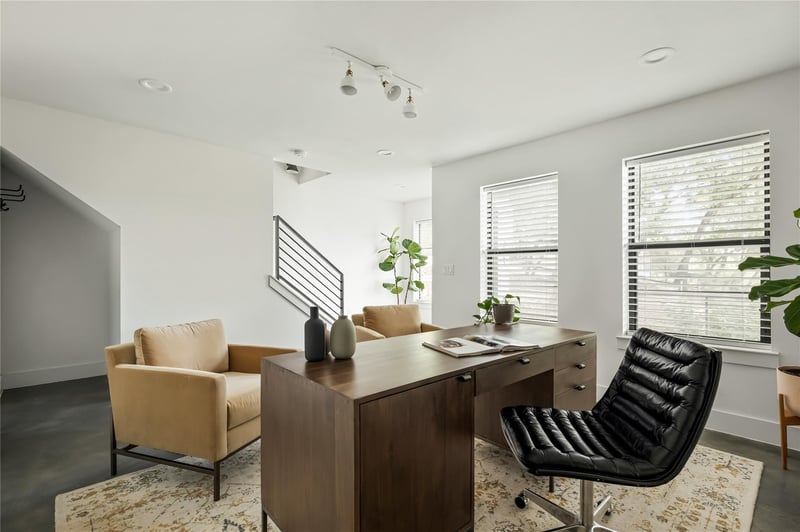 3700 Clawson RD #301, Austin, TX 78704
