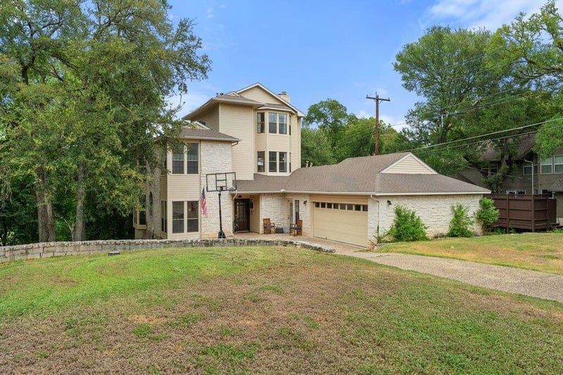 501 Westbrook DR, Austin, TX 78746