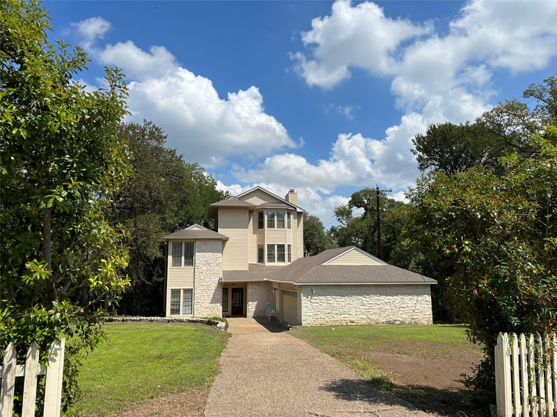 501 Westbrook DR, Austin, TX 78746
