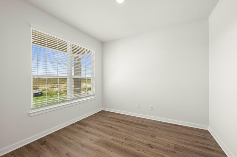 504 Sleep Hollow DR, Jarrell, TX 76537