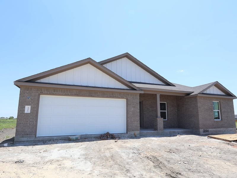 13501 Van Hollen RD, Manor, TX 78653