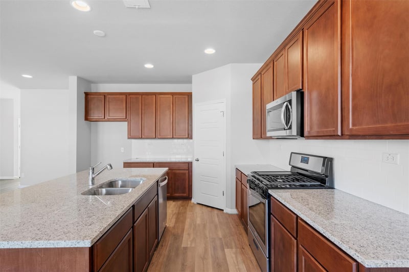 453 Gaida Loop, Georgetown, TX 78628