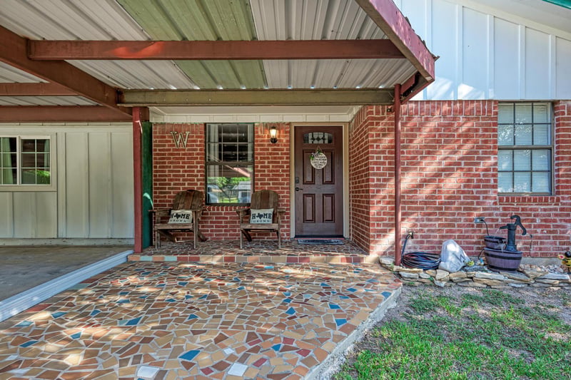 1407 W Avenue C, Lampasas, TX 76550