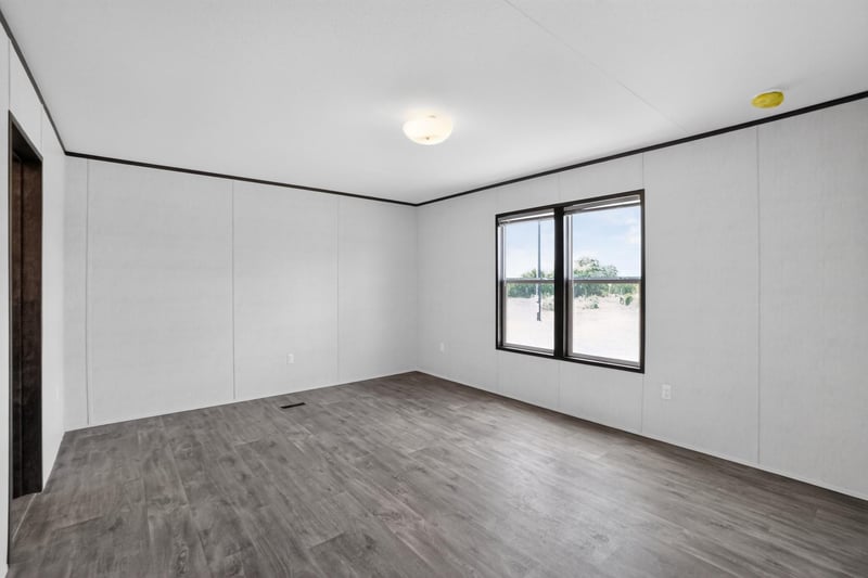 30 Tower RD, Lockhart, TX 78644