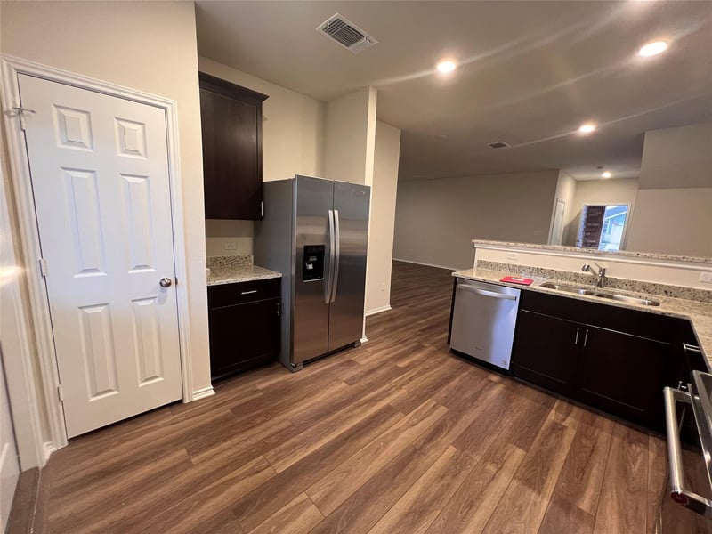 145 Purple Sandpiper LN, Leander, TX 78641