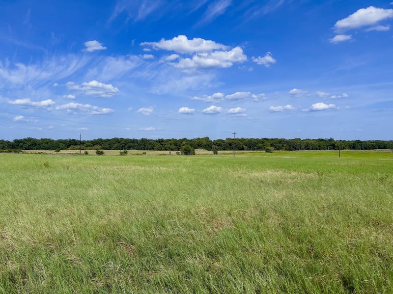 0001 Old Mcmahan RD, Lockhart, TX 78644