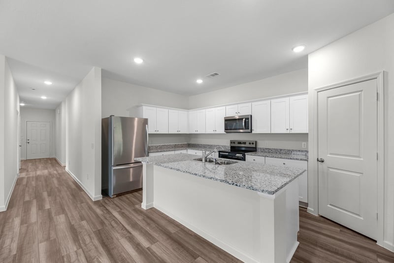 310 Sunlight Lake BLVD, Hutto, TX 78634