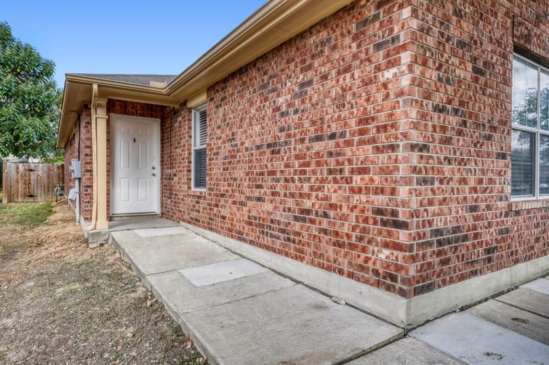 211 Remington Rn, Bastrop, TX 78602
