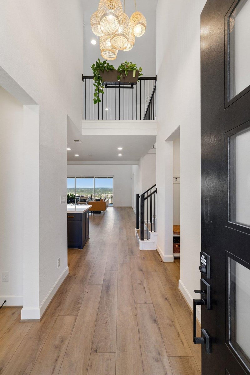 6204 Sontag DR, Austin, TX 78738