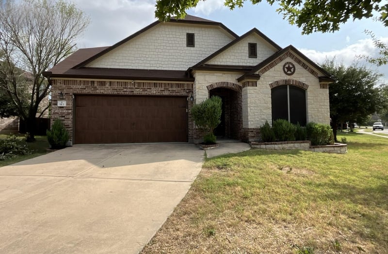 913 Water Hyacinth Loop, Leander, TX 78641