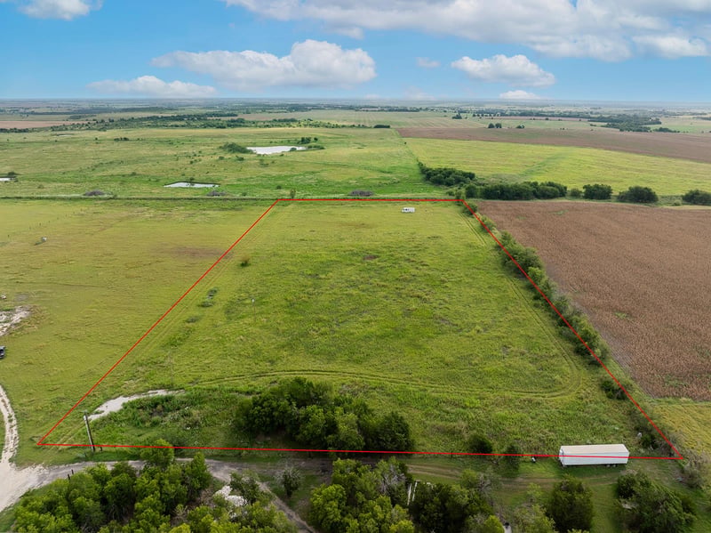 5275 County Road 424 RD, Taylor, TX 76574