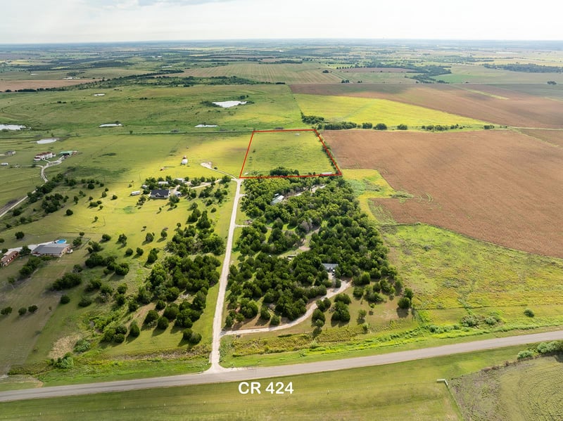 5275 County Road 424 RD, Taylor, TX 76574
