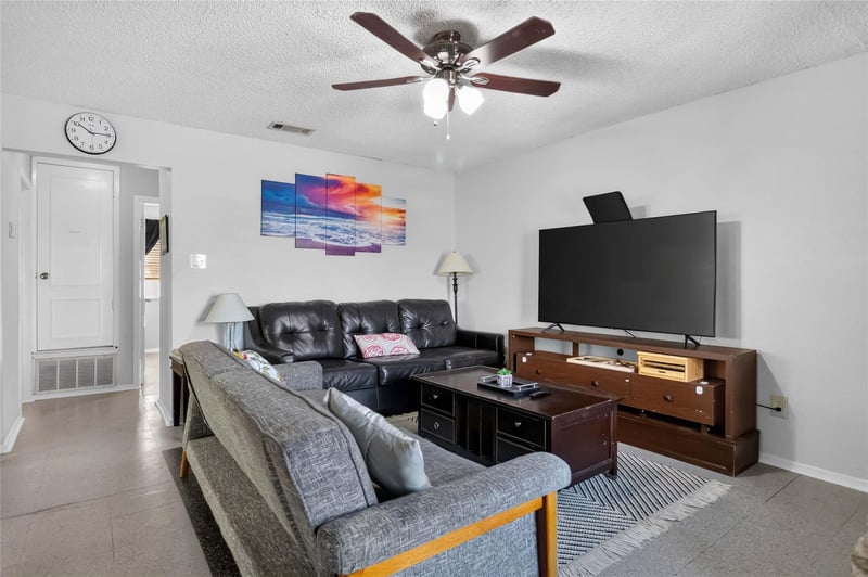 811 Bracewood CIR, San Marcos, TX 78666