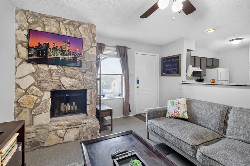 811 Bracewood CIR, San Marcos, TX 78666