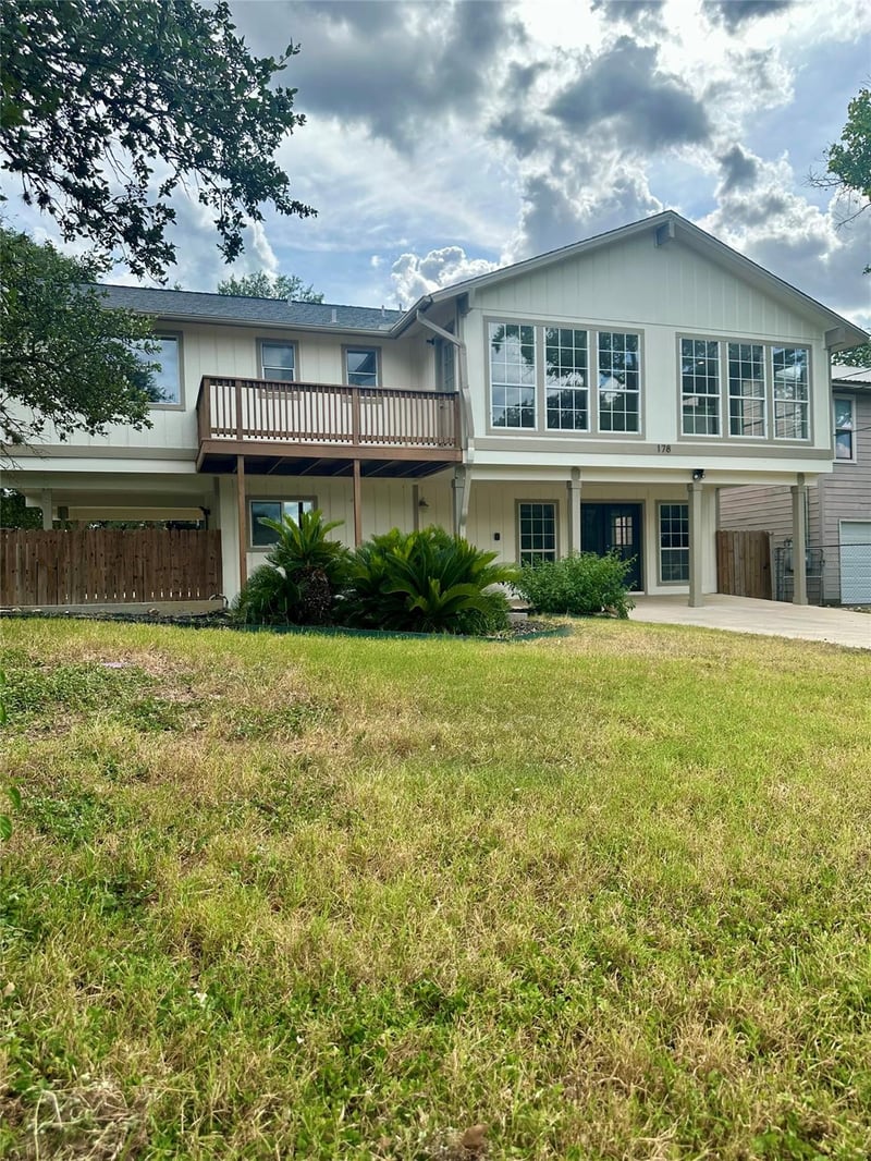 178 Mary Ann DR, Canyon Lake, TX 78133
