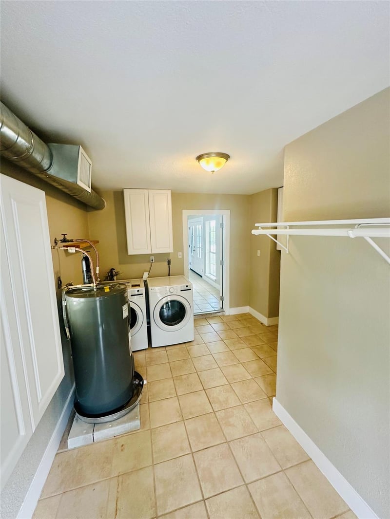 178 Mary Ann DR, Canyon Lake, TX 78133