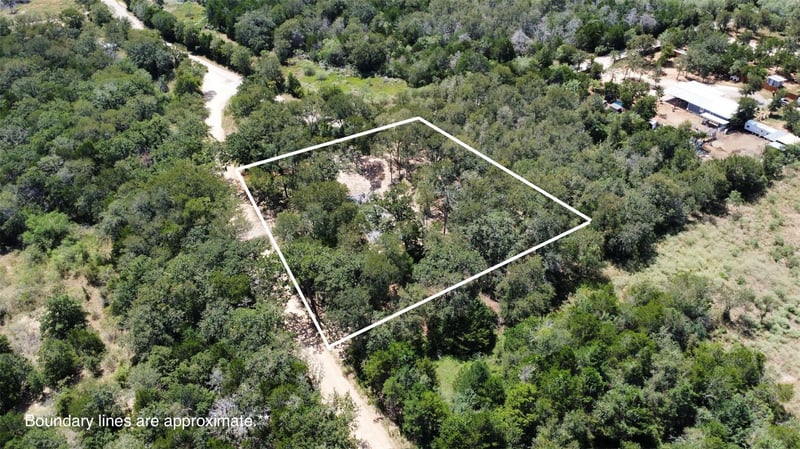 959 Carter RD, Dale, TX 78616