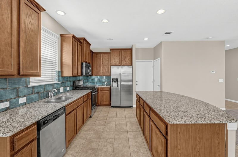 266 Twisted Oaks LN, Buda, TX 78610