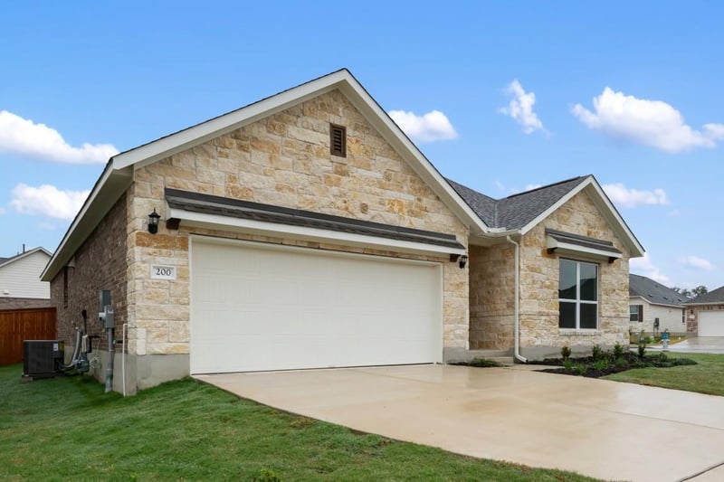 9820 Serene Bliss LN, Buda, TX 78610