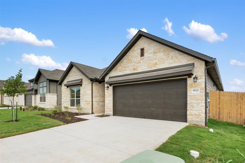 9820 Serene Bliss LN, Buda, TX 78610