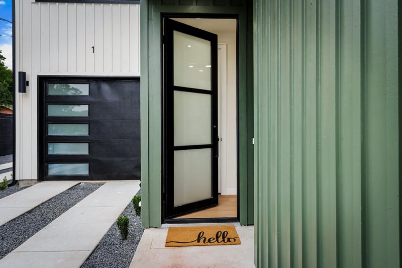 3204 Lyons RD #1, Austin, TX 78702