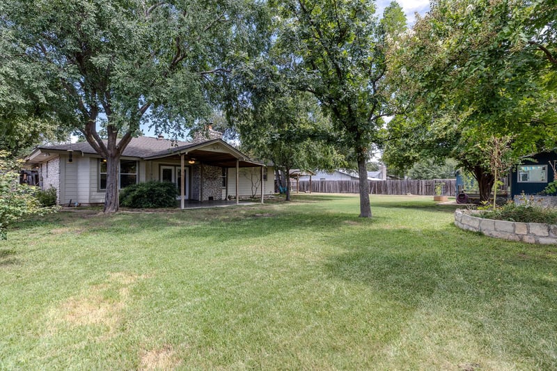 8509 Slant Oak DR, Austin, TX 78729