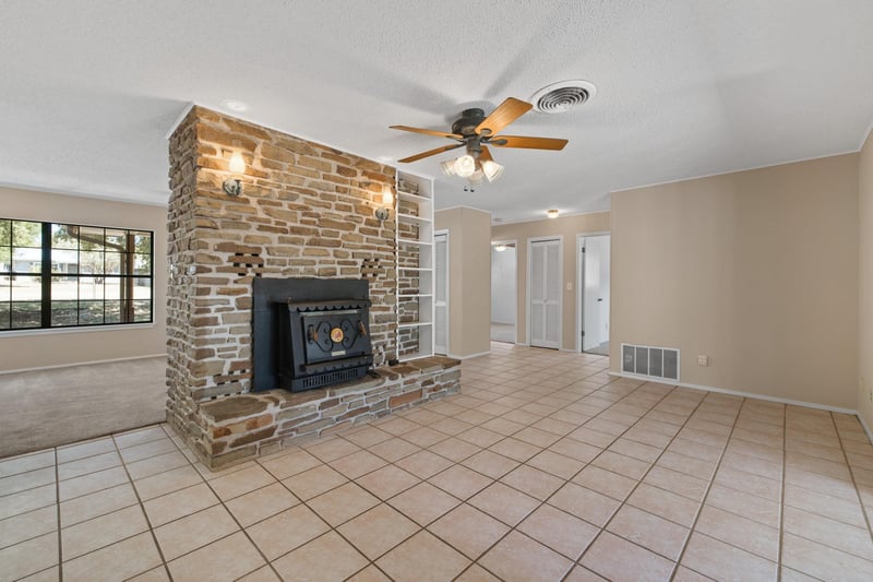 606 Cedar DR, Buchanan Dam, TX 78609