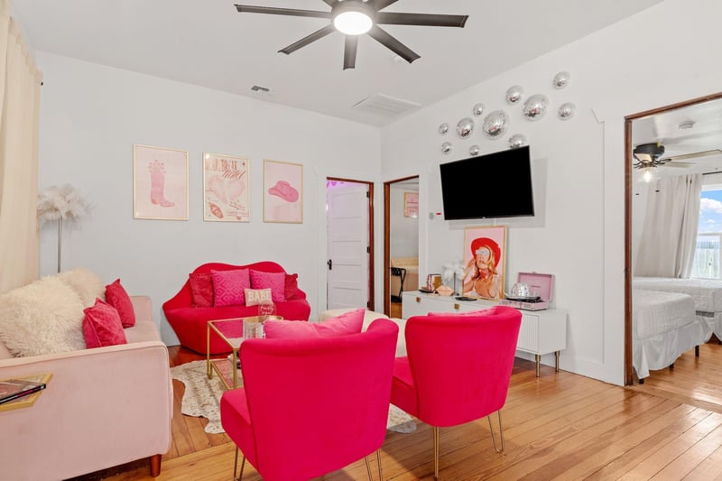 703 E Highway ST, Fredericksburg, TX 78624