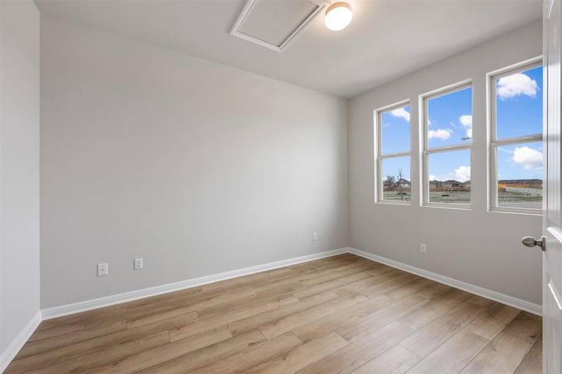 1809 Fannie RD, Georgetown, TX 78633