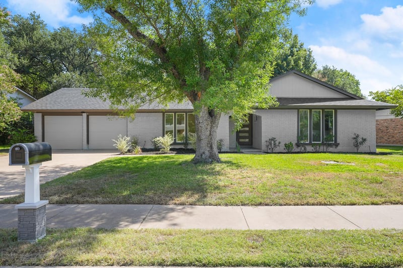 1400 S Meadows DR, Austin, TX 78758