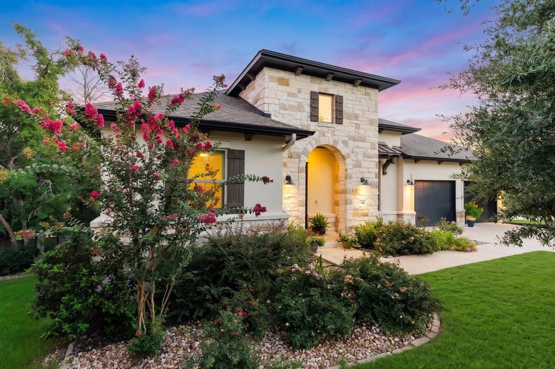 129 Hollytree CT, Georgetown, TX 78628