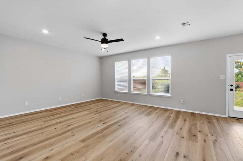 1805 Garlock DR, Leander, TX 78641