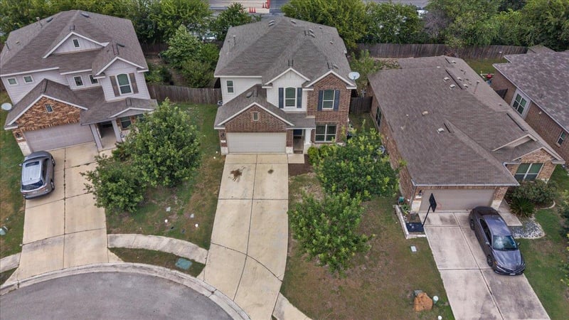 249 Shale CIR, Buda, TX 78610