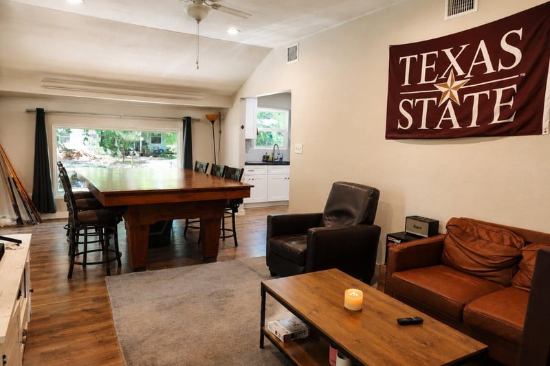800 Barbara DR, San Marcos, TX 78666