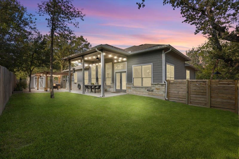 137 S Pohakea DR, Bastrop, TX 78602