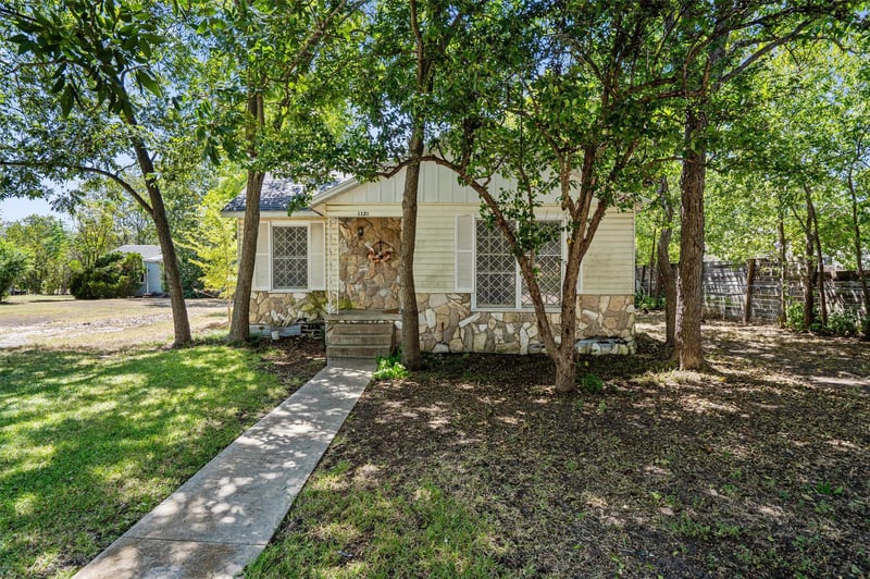 1121 Lexington ST, Taylor, TX 76574