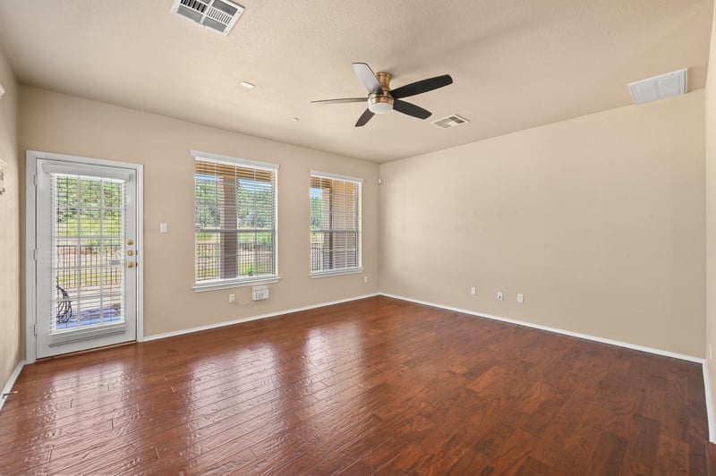 9201 Brodie LN #502, Austin, TX 78748