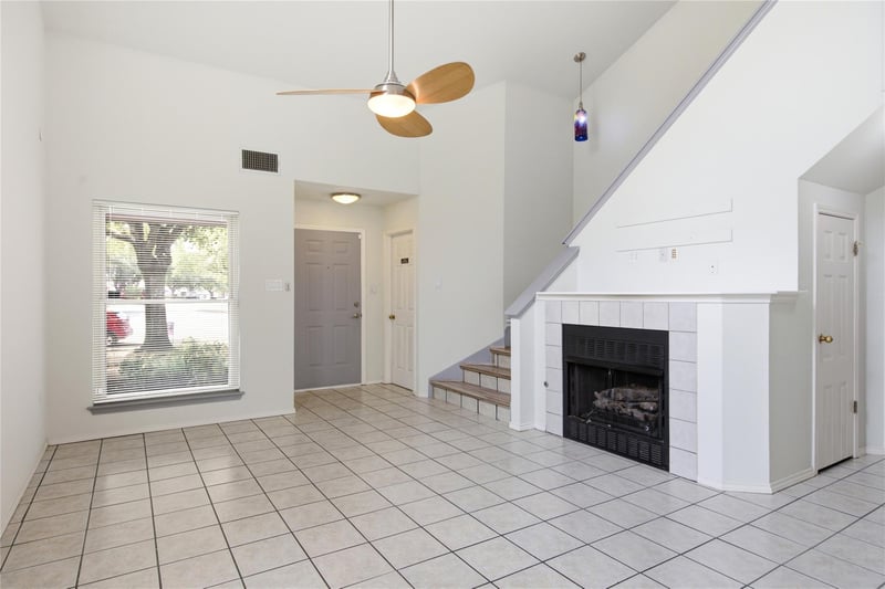 9125 Vigen CIR, Austin, TX 78748