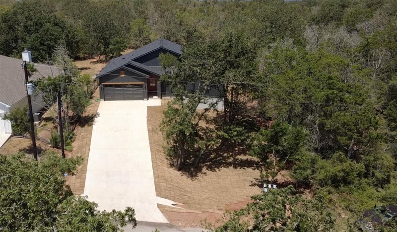 140 Heleakala DR, Bastrop, TX 78602