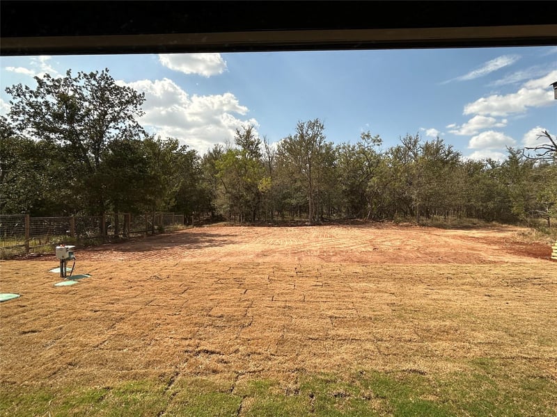 140 Heleakala DR, Bastrop, TX 78602