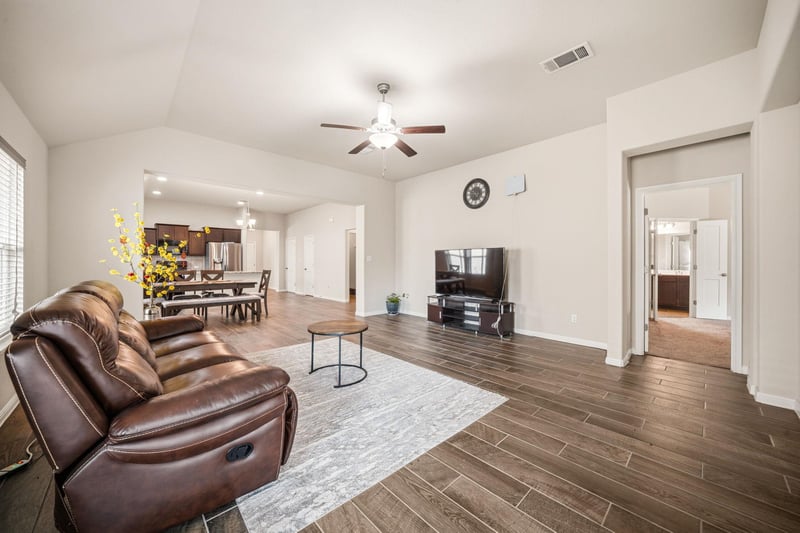 19024 Scoria DR, Pflugerville, TX 78660