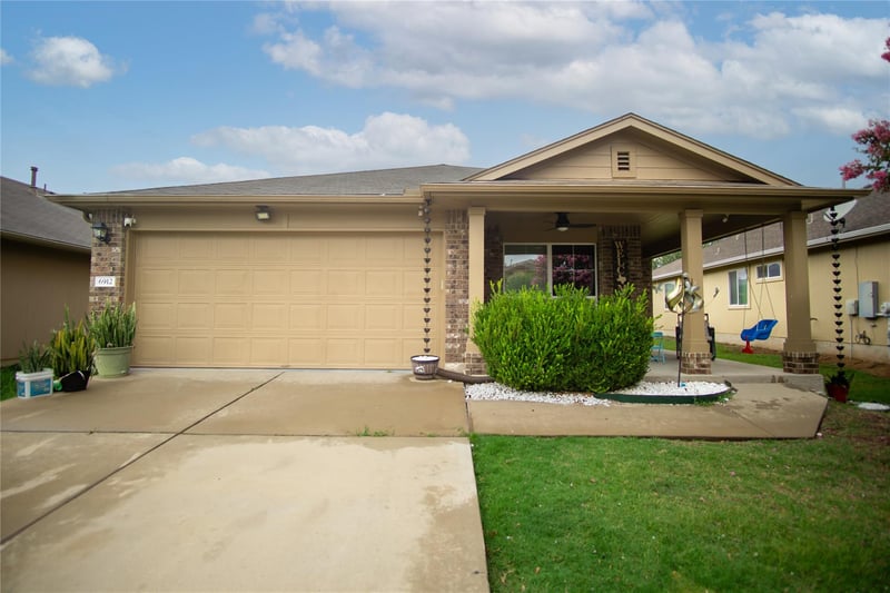 6912 Plains Crest DR, Del Valle, TX 78617