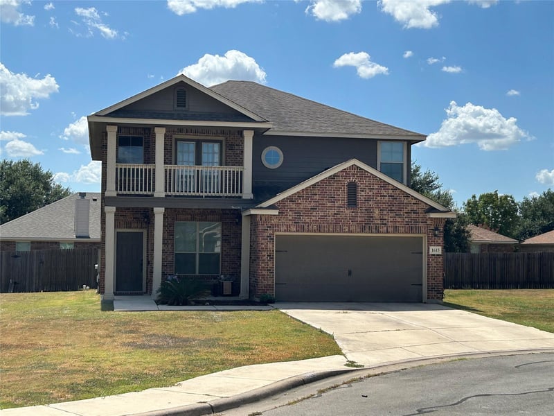 1615 Bluebell CIR, Lockhart, TX 78644