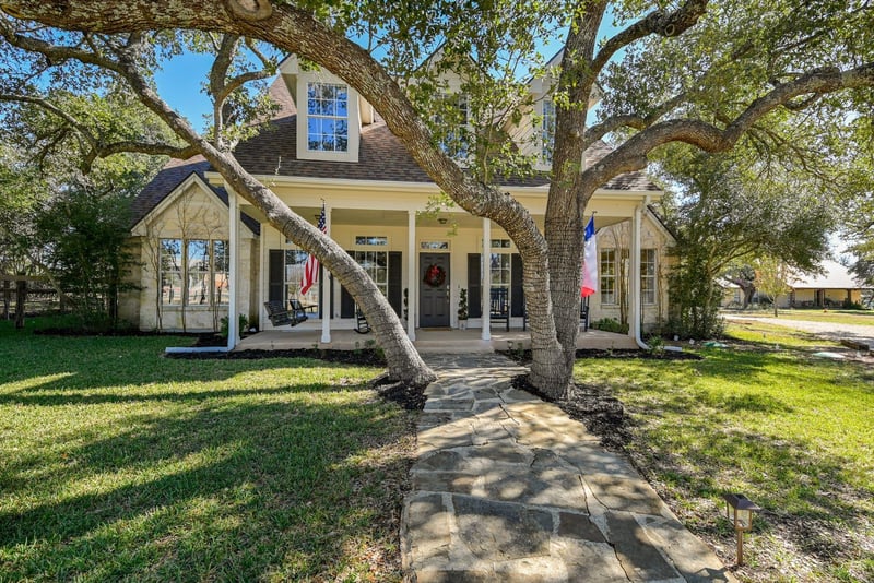 209 Peabody PL, Dripping Springs, TX 78620